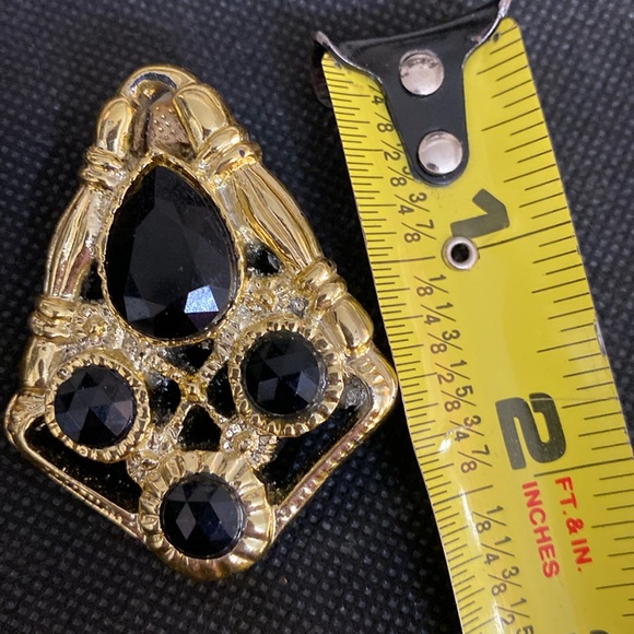 Vintage 80’s Acrylic gold tone & Black onyx stones Clip-on earrings - Picture 5 of 7